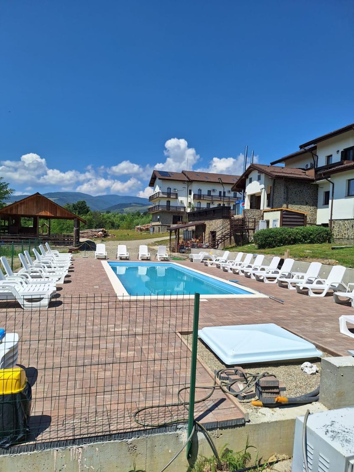 Hotel Complex Transalpina à Aninisu din Vale Extérieur photo